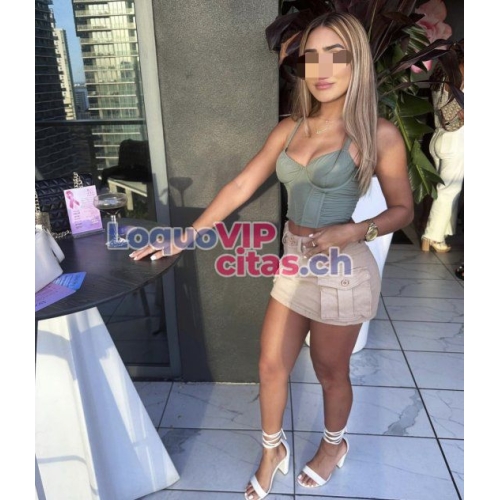Alejandra Mujer divertida y alegre para mil aventuras 1