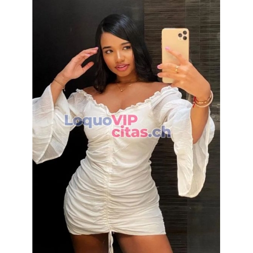 Claudia divertida, amable y alegre latina para mil aventuras 1