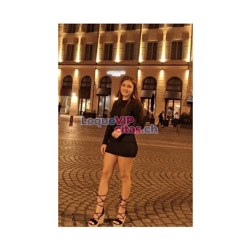 Nicol extrovertida y muy espontánea, para salir por toda la ciudad 1