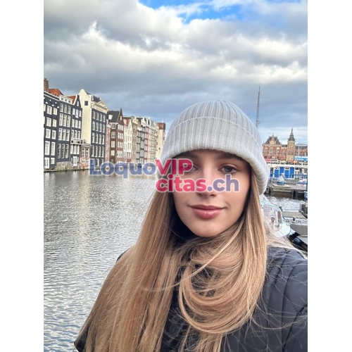 Kira alegre tu acompañante escort diversión asegurada. 1